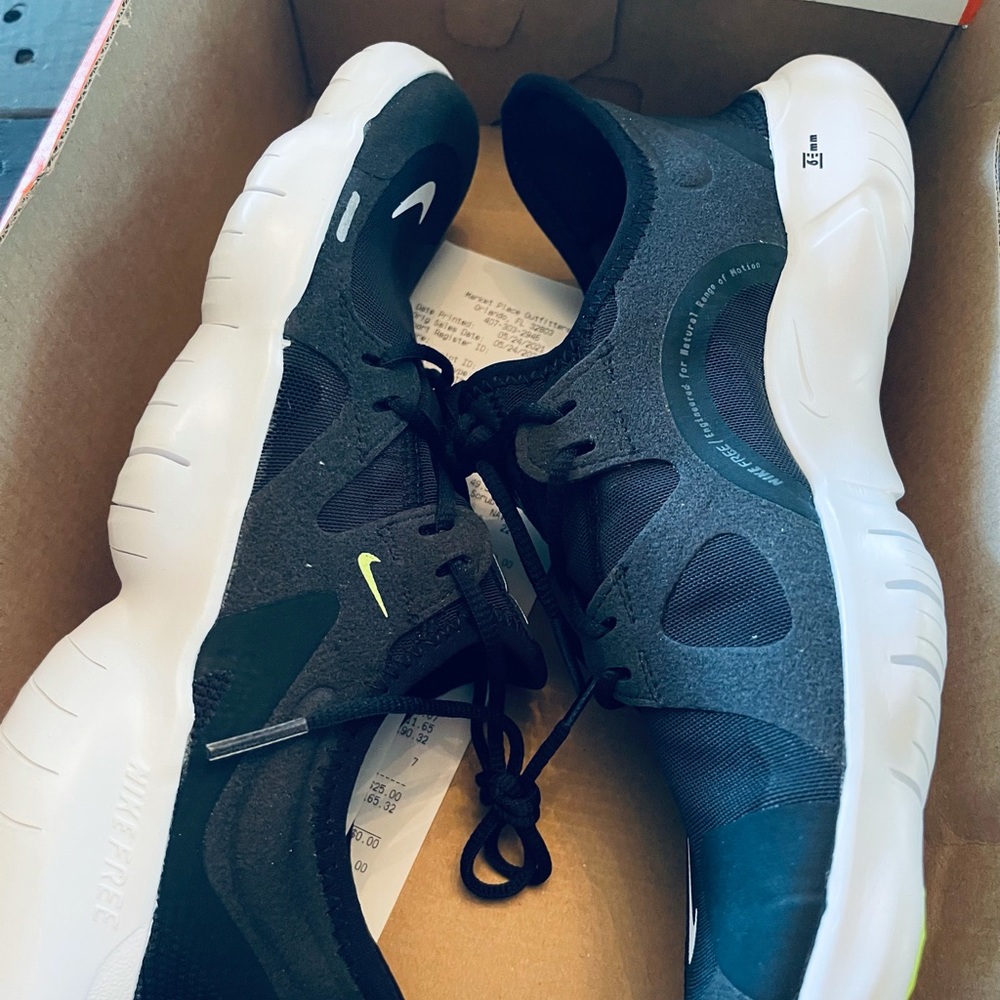 NIB women’s Nike Free Run 5.0